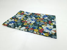 Load image into Gallery viewer, Dry Waxed Cotton - Floral
